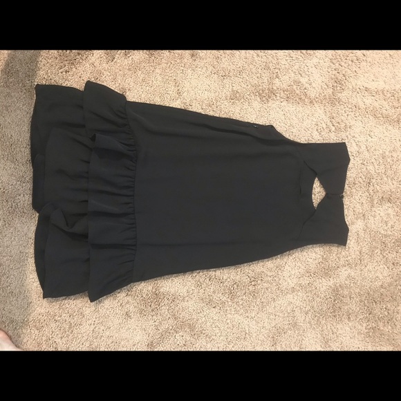 Black loft ruffle shift dress - Picture 2 of 3